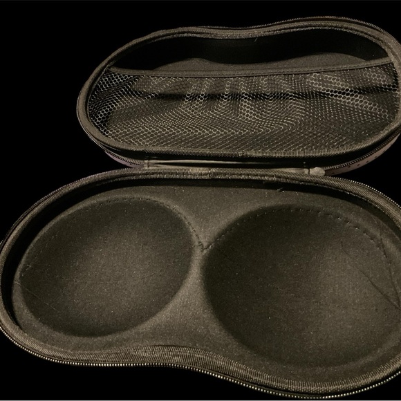 Luggage - Picture 4 of 4